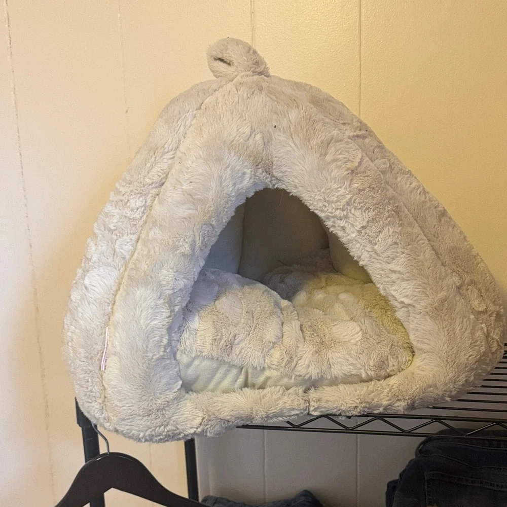 Cozy Gray Pet Tent Bed